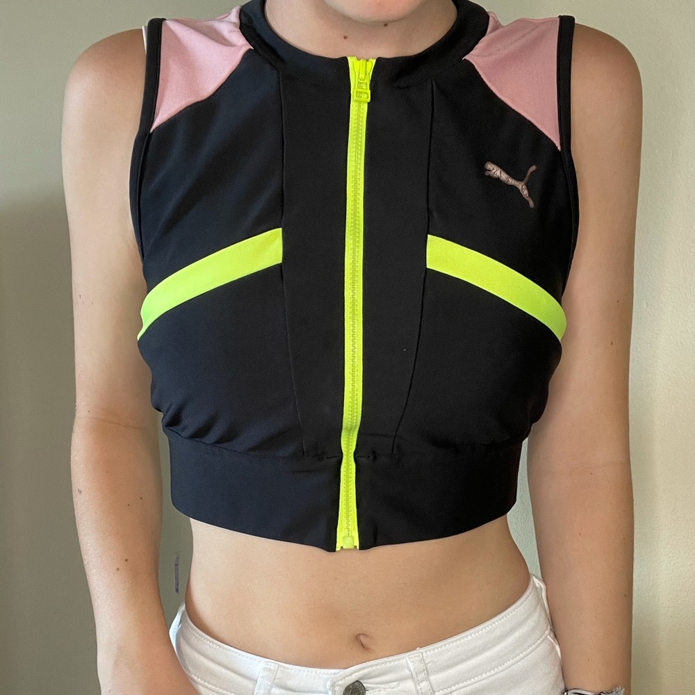 Puma Workout Zip up Vest/Crop Top
